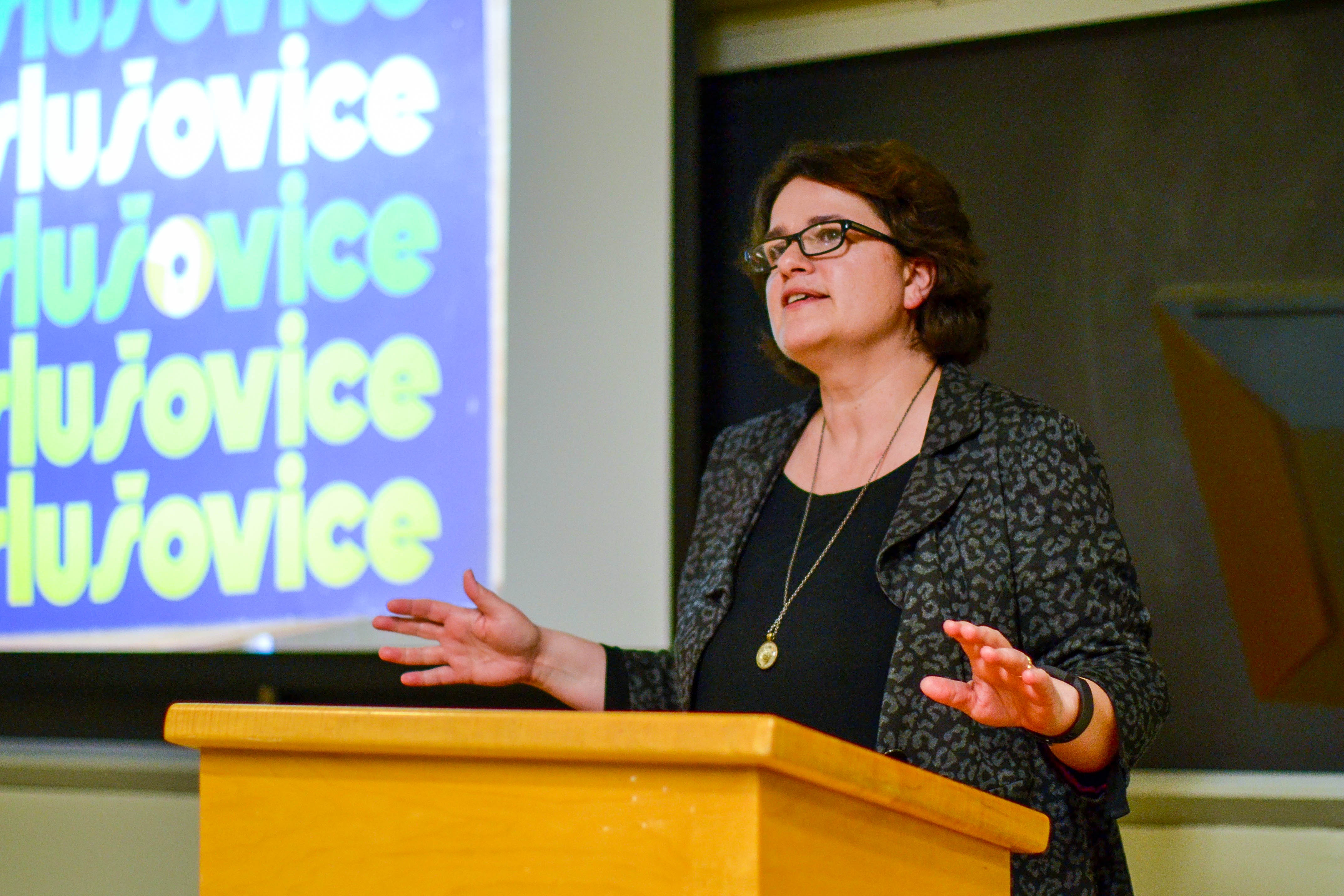 Caroline Kravitz, Staff Photographer