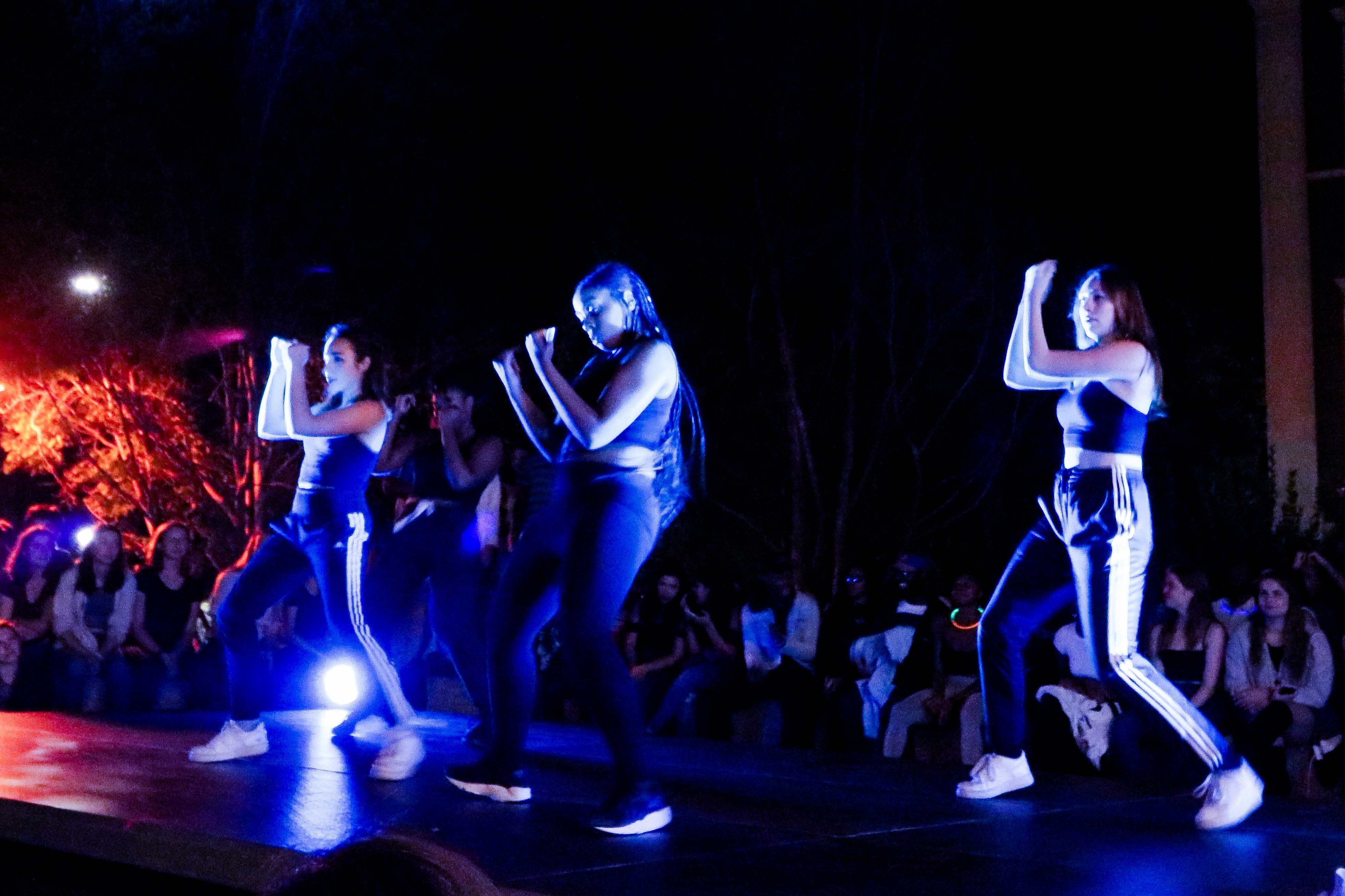 Ava Nederlander, Staff Photographer