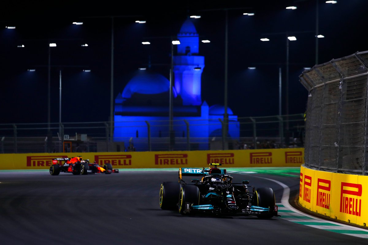 c/o twitter.com/MercedesAMGF1